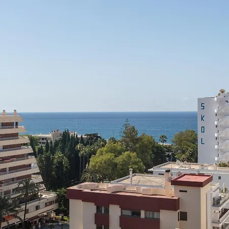 Blue Glass Penthouse In Center Apartman Marbella